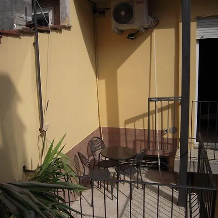 Studio Palestro דירה *